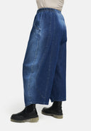 Bríste Leathan as Denim Préimhe 'Indiga'