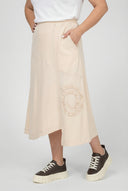 Falda 'Livia' – Línea A, asimétrica y elástica